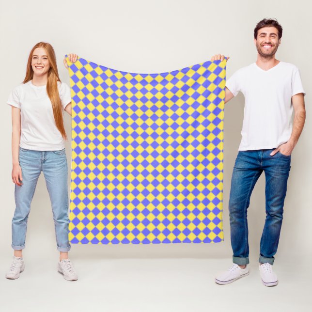 Couverture Polaire Bleu Jaune Gris (En situation)
