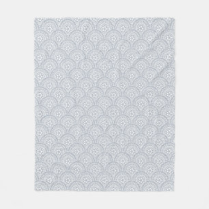 Couverture Polaire Bleu mandala vagues motif sur fond blanc