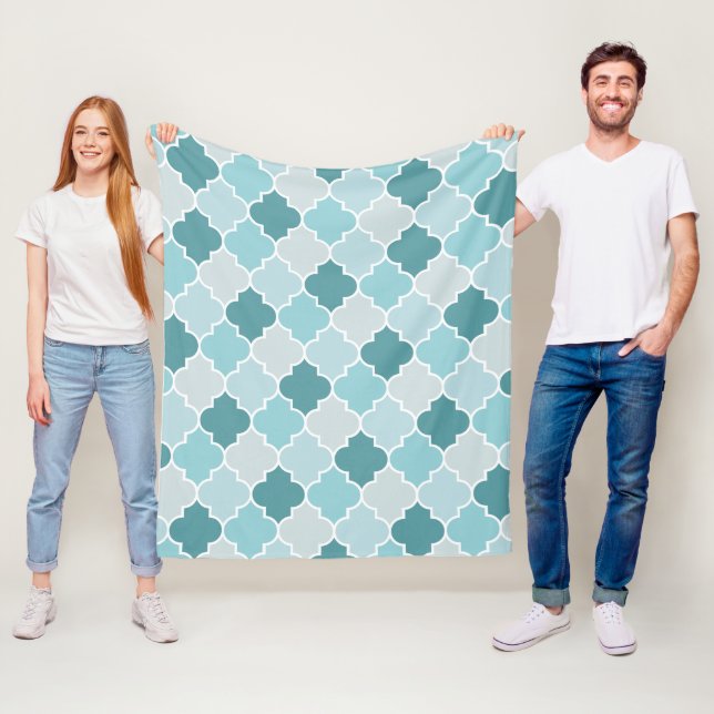 Couverture Polaire Bleu Marocain Trellis, Lattes, Quatrefoil (En situation)