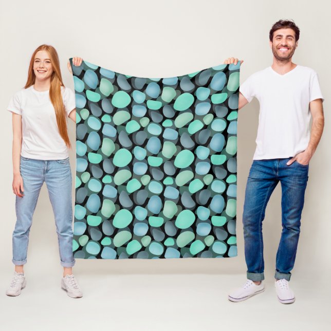 Couverture Polaire Blue and green sea pebbles (En situation)