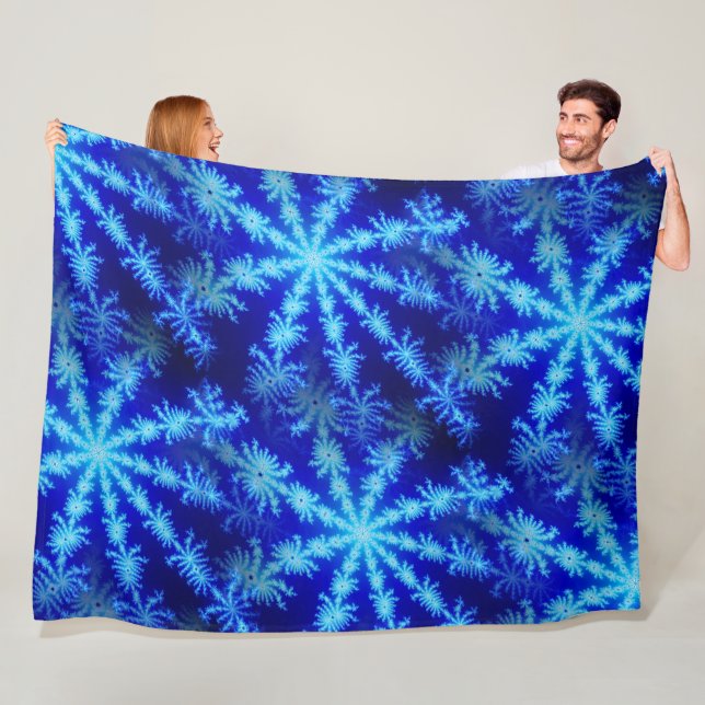 Couverture Polaire Blue Starburst Mandelbrot Psychedelic Fractal (En situation)