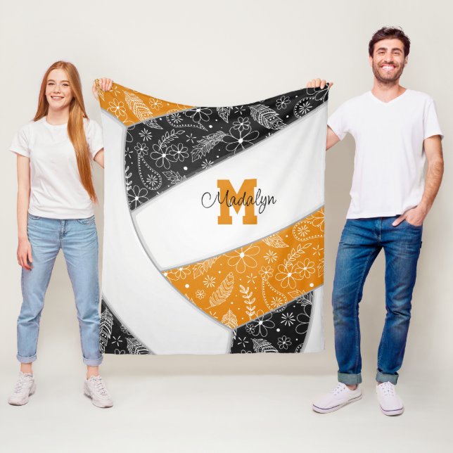 Couverture Polaire Boho doodle motif noir orange volleyball (En situation)