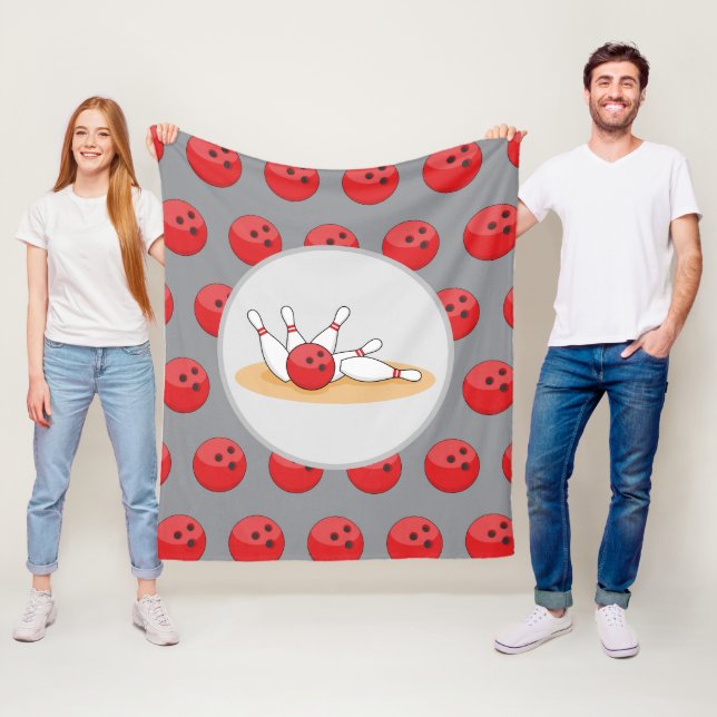 Couverture Polaire Boule de bowling frappant les quilles avec motif d (En situation)