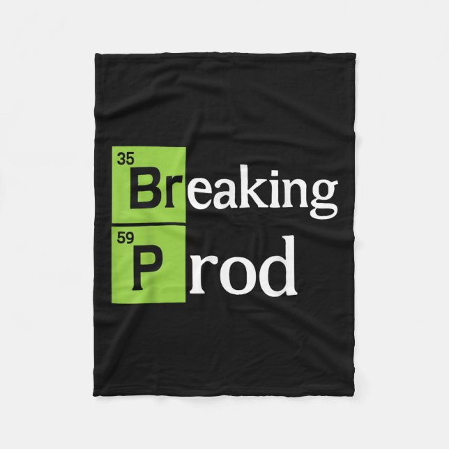 Couverture Polaire Breaking Prod Funny Dev Ops T-shirt.png (Devant)