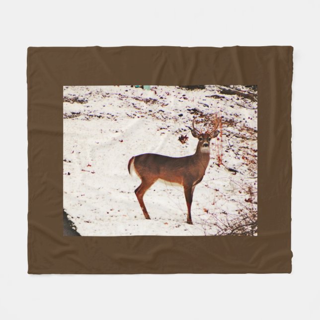 Couverture Polaire Buck Deer dans la neige (Devant (Horizontal))