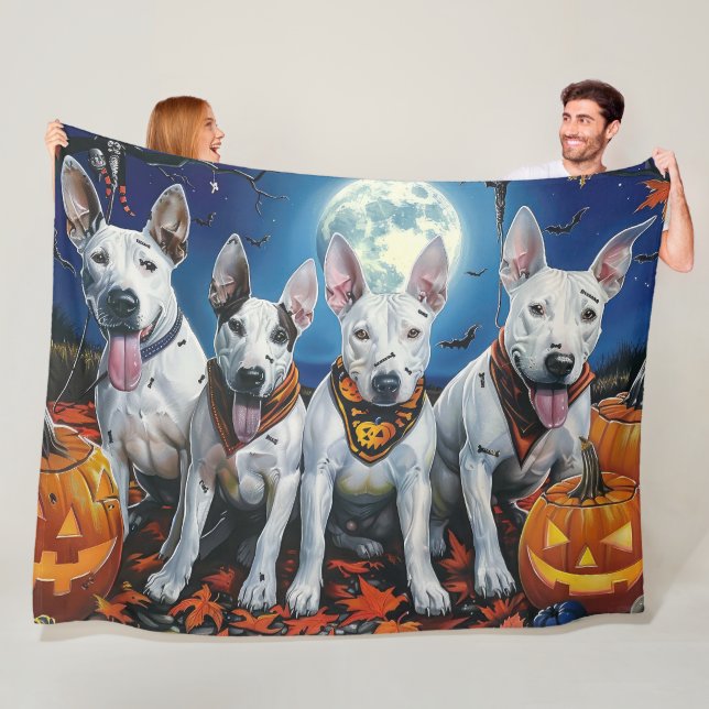 Couverture Polaire Bull Terrier Halloween Éffrayant (En situation)