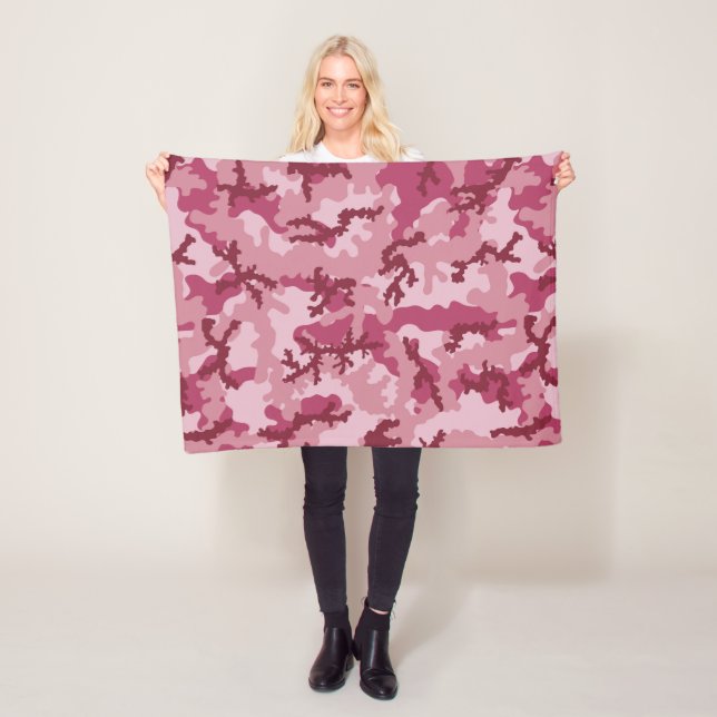Couverture Polaire Camouflage rose (En situation)