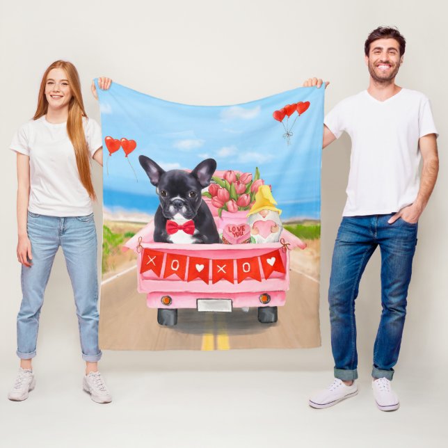 Couverture Polaire Camping-car de la Saint-Valentin pour Bouledogue f (En situation)