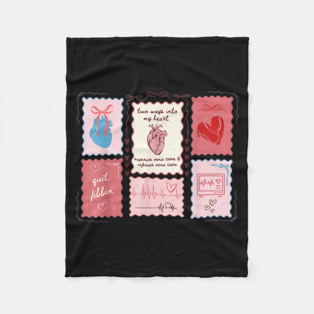 Couverture Polaire Cardiac Nurse Scalloped Stamp Heart Anatomy Coquet (Devant)