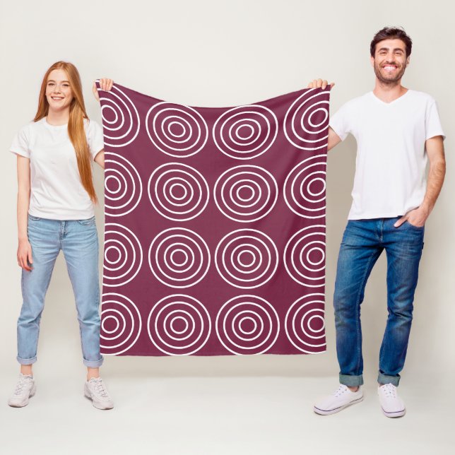 Couverture Polaire Cercles géométriques concentriques rose et blanc  (En situation)