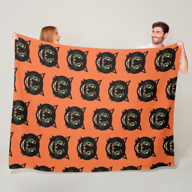 Couverture Polaire Chat noir vintage (En situation)