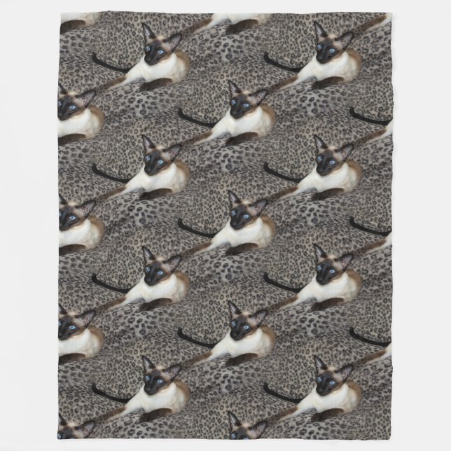 Couverture Polaire Chat siamois sur des taches d'animal sauvage (Devant)