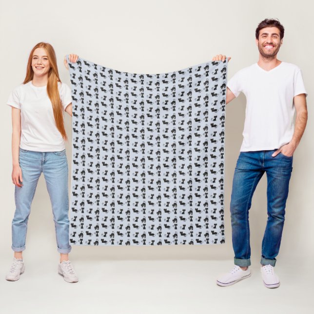 Couverture Polaire chats noirs motifs (En situation)