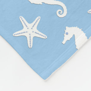Couverture Polaire Cheval de mer et poisson d'eau - blanc sur bleu pâ