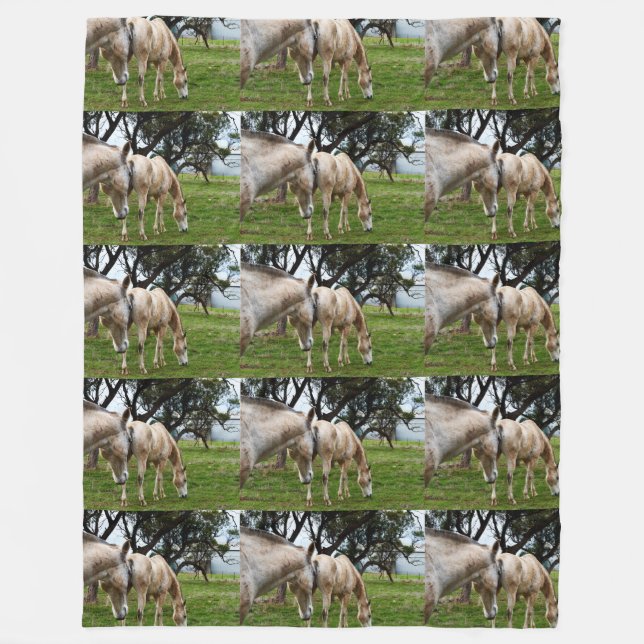 Couverture Polaire Chevaux boueux blancs, Grand (Devant)