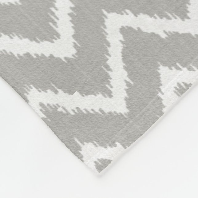 Couverture Polaire Chevrons d'Ikat - gris argenté et blanc (Coin)