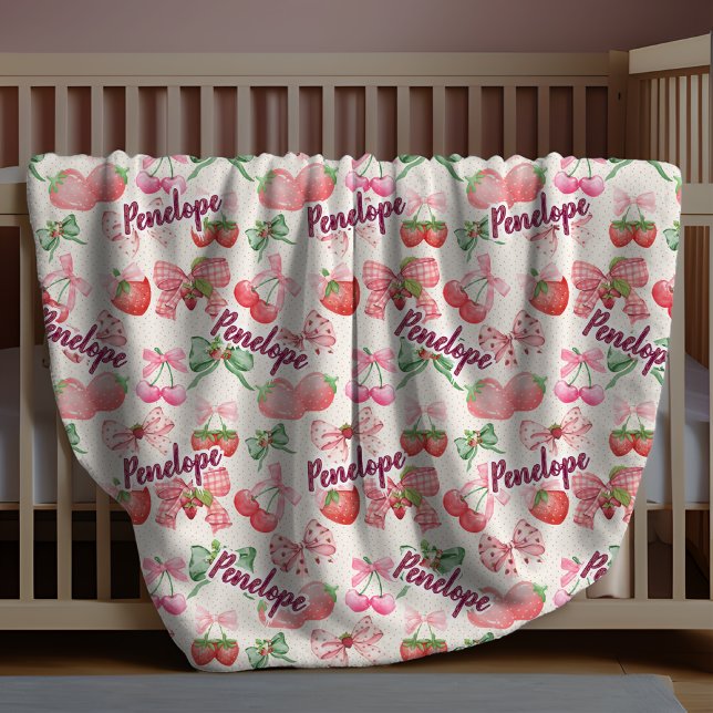 Couverture Polaire chic strawberries coquette bow repeating name pink (Créateur téléchargé)