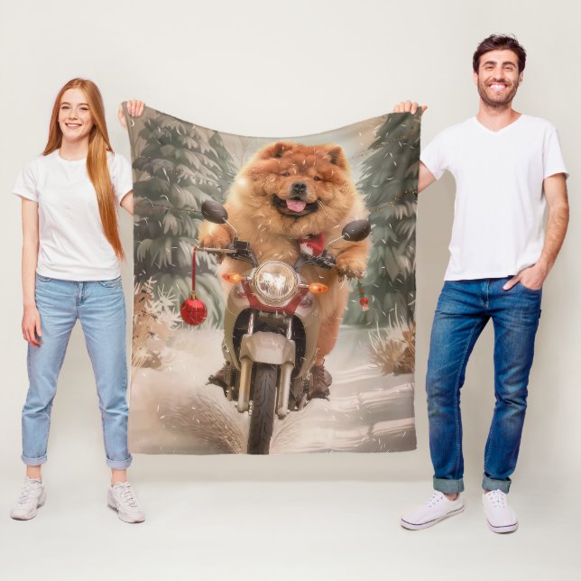 Couverture Polaire Chien Chow Chow à moto Noël (En situation)