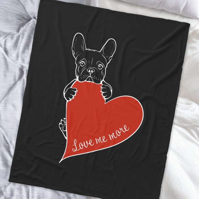 Couverture Polaire Chien français mignon avec un coeur rouge (Créateur téléchargé)
