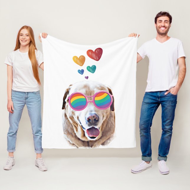 Couverture Polaire Chien Labrador avec coeurs Saint-Valentin (En situation)