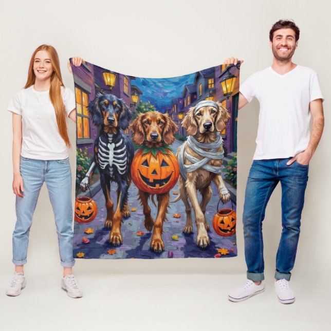 Couverture Polaire Chiens Afghan Hound faisant Trick-or-Treating à Ha (En situation)