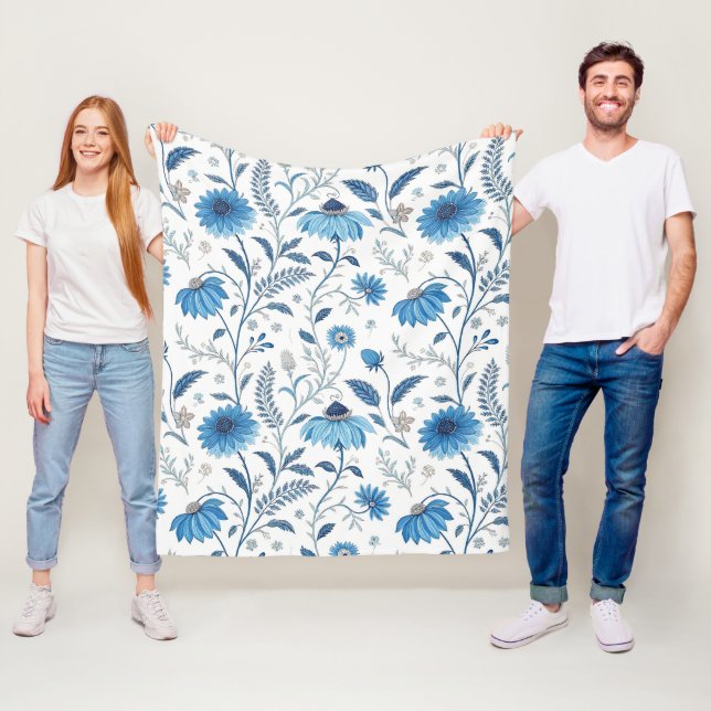 Couverture Polaire Chinoiserie Blue Echinacea Pattern (En situation)