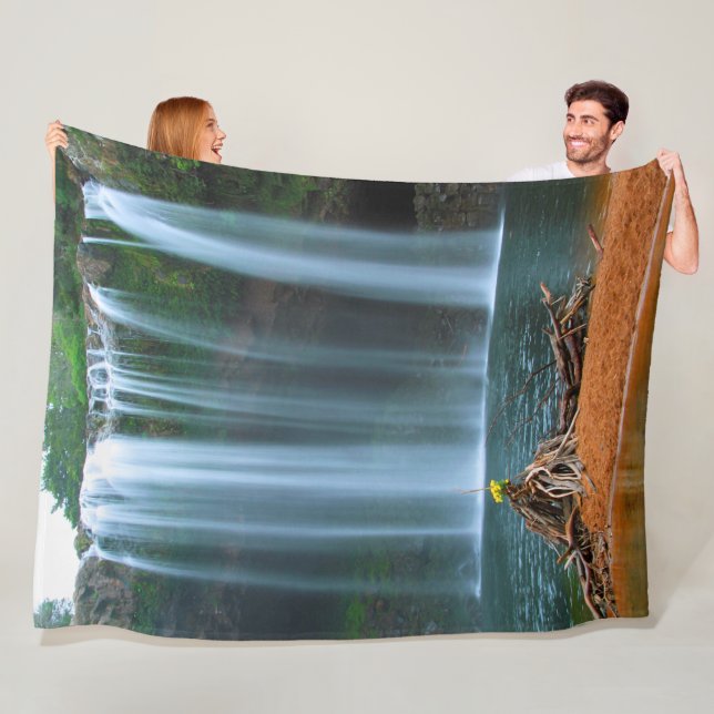 COUVERTURE POLAIRE CHUTE D'EAU DE FLEURS JAUNES (En situation)