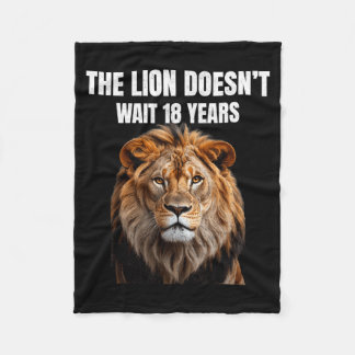 Couverture Polaire Citations drôles Le lion n'attend pas 18 ans Homme
