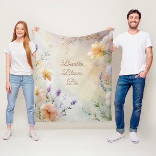 Couverture Polaire Citations Fleurs au pastel élégant - Teintes dorée