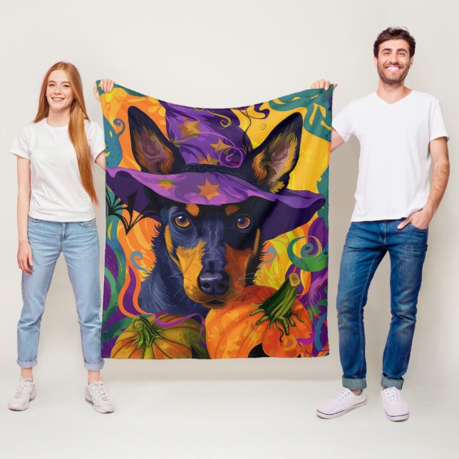 Couverture Polaire Citrouille d'Halloween de Kelpie australien effray (En situation)