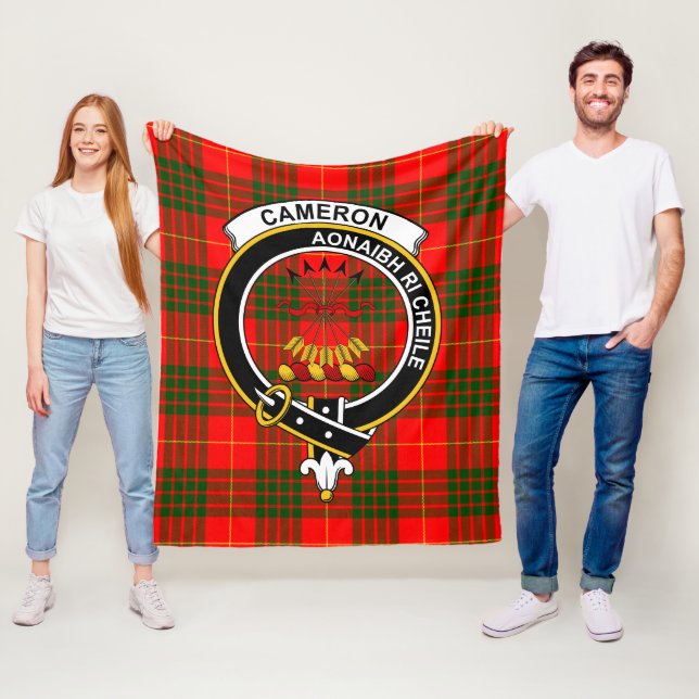 Couverture Polaire Clan Cameron Modern Tartan Plaid (En situation)