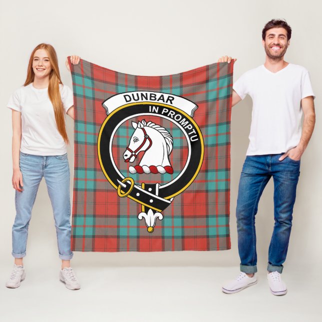 Couverture Polaire Clan Dunbar Ancien Tartan Plaid (En situation)