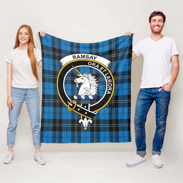 Couverture Polaire Clan Ramsay Blue Ancienne Tartan Plaid (En situation)