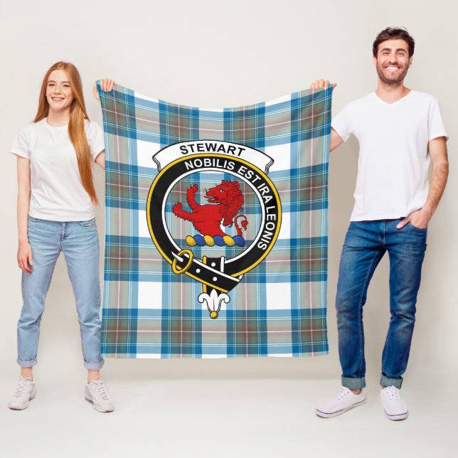 Couverture Polaire Clan Stewart Muted Blue (Stuart) de Bute Tartan Pl (En situation)