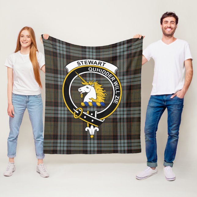 Couverture Polaire Clan Stewart Old Patiné (of Appin) Tartan Plaid (En situation)
