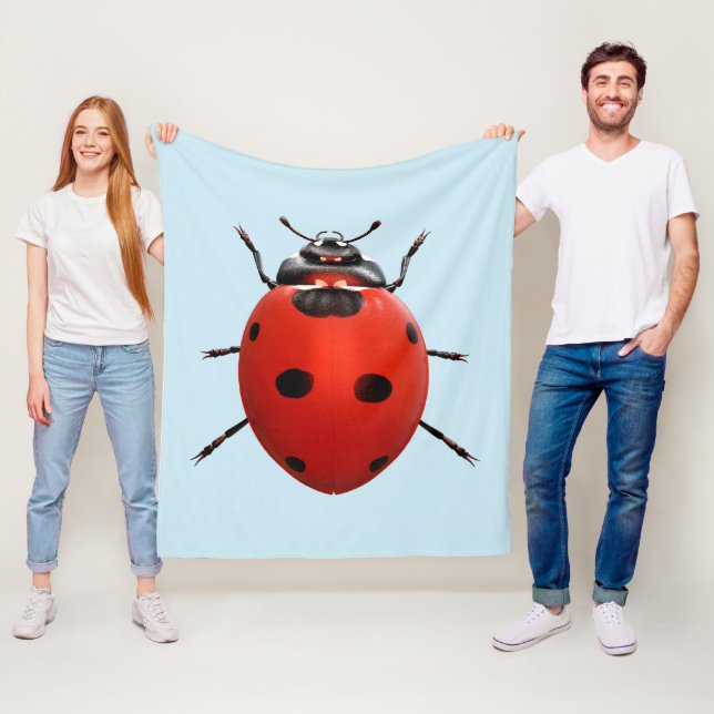 Couverture Polaire Coccinelle Chanceuse (En situation)