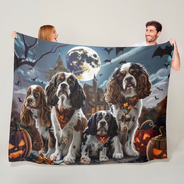 Couverture Polaire Cocker Spaniel Halloween Éffrayant (En situation)
