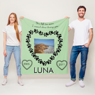 Couverture Polaire Cœur en empreinte de patte pour la sensibilisation