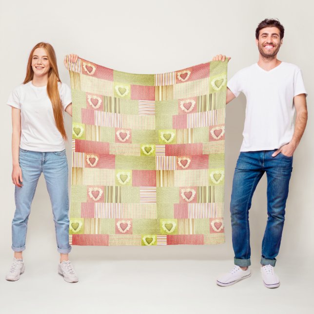 Couverture Polaire Coeurs beiges roses et rayés modernes (En situation)