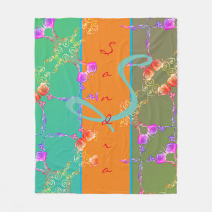 Couverture Polaire Coeurs Roses colorés Avec Son Nom Fleece Blanket