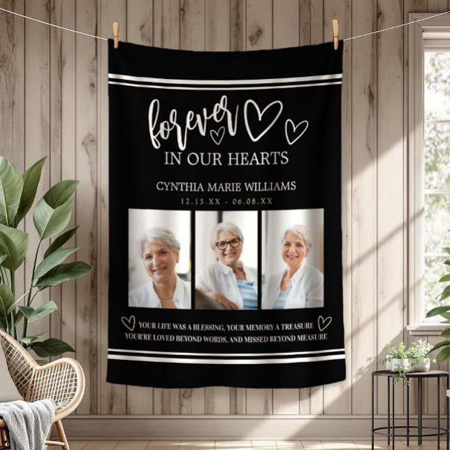 Couverture Polaire Collage de photos commémoratives pour toujours dan (Forever In Our Hearts Memorial Photo Collage Black and White Elegant Typography Fleece Blanket)