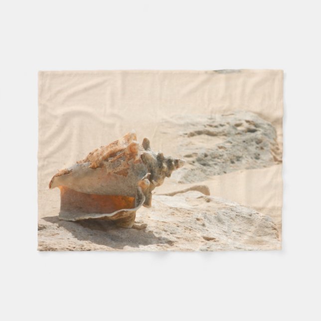 Couverture Polaire Coquilles de mer sur la plage (Devant (Horizontal))