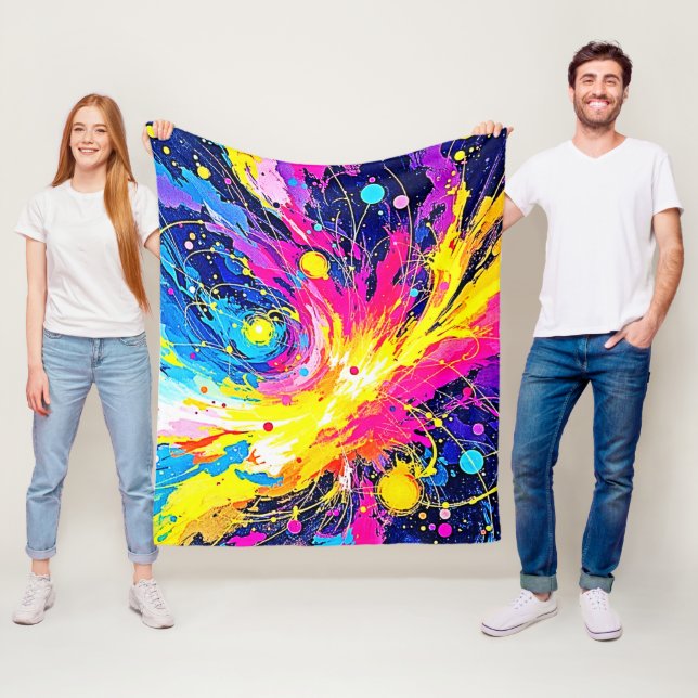 Couverture Polaire Cosmic Burst: Vibrant Splatter Art (En situation)