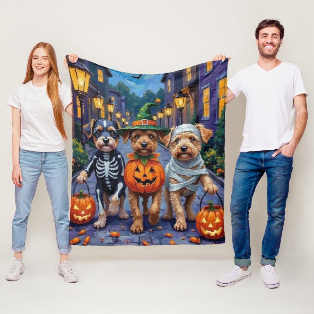 Couverture Polaire Costumes d'Halloween pour chiens Lowchen allant ch (En situation)
