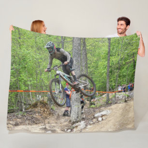 Couverture Polaire Course de VTT Enduro