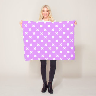 Couverture Polaire Croix blanches sur lilas