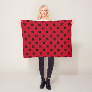 Couverture Polaire Croix noire sur le rouge