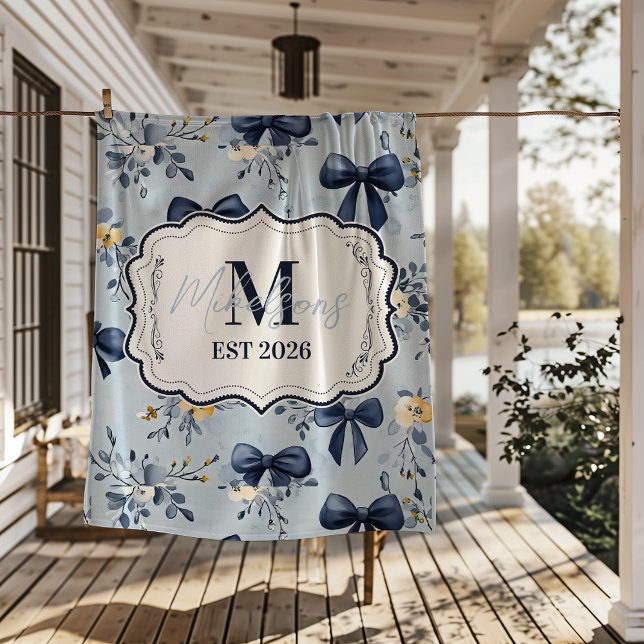 Couverture Polaire Custom Elegant Blue Bow Floral Monogram (Créateur téléchargé)