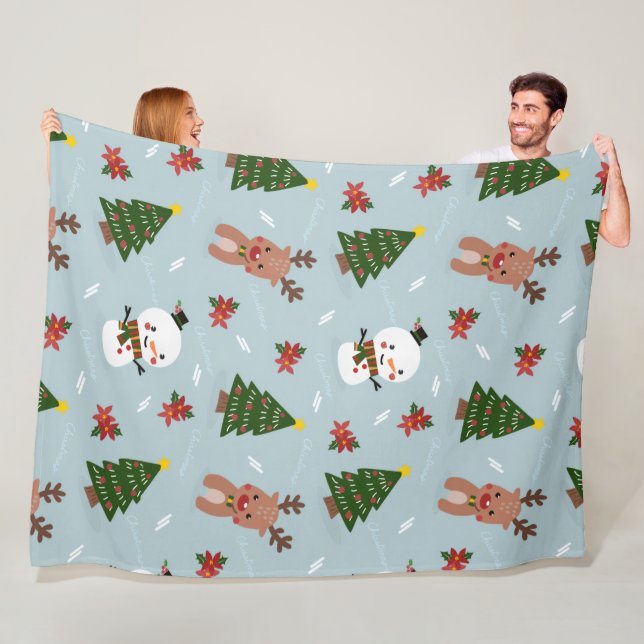 Couverture Polaire Cute Christmas Pattern | Snowman, Reindeer & Tree  (En situation)