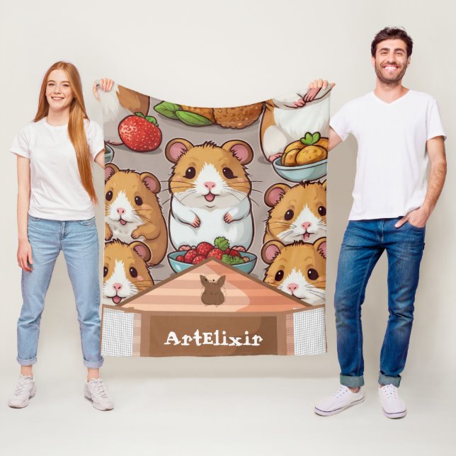 Couverture Polaire Cute Kawaii hamster manger des fraises (En situation)